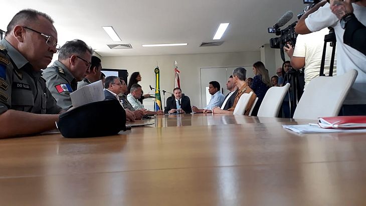 Governador divulga número de vagas para editais da PM e PC de Alagoas
