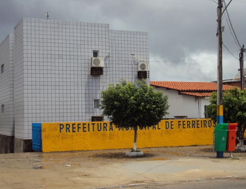 Seleção em Pernambuco tem salários de até R$ 8,7 mil