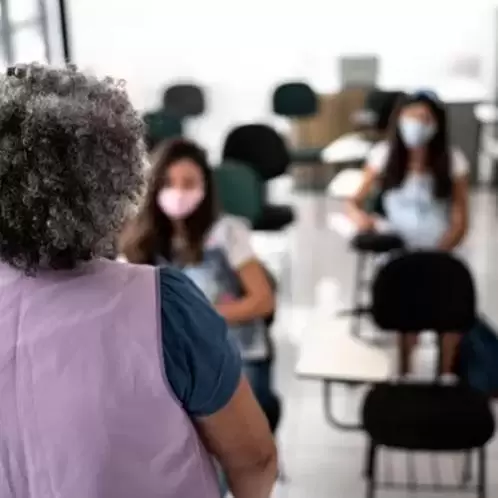 Dia do Professor: minoria dos brasileiros creem que docentes são respeitados