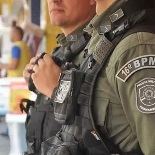 Governo de Pernambuco anuncia a volta das duplas de policiais a pé pelas ruas